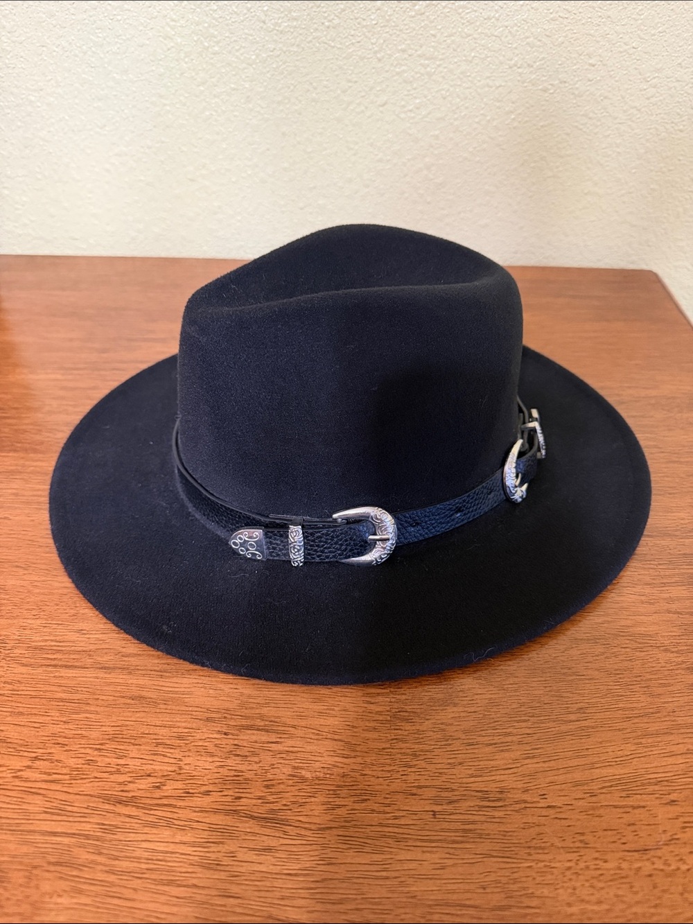 Women’s Black Felt Fedora Hat with Decorative Buckle Band